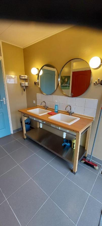 Slaaphuisjes Op Wielen Buitenwedde Westerwolde Ngoại thất bức ảnh