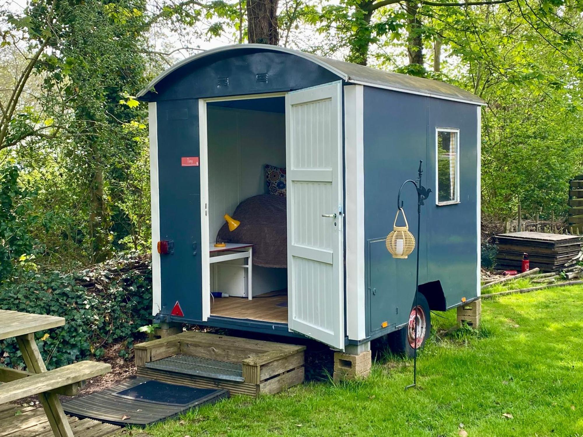 Slaaphuisjes Op Wielen Buitenwedde Westerwolde Ngoại thất bức ảnh
